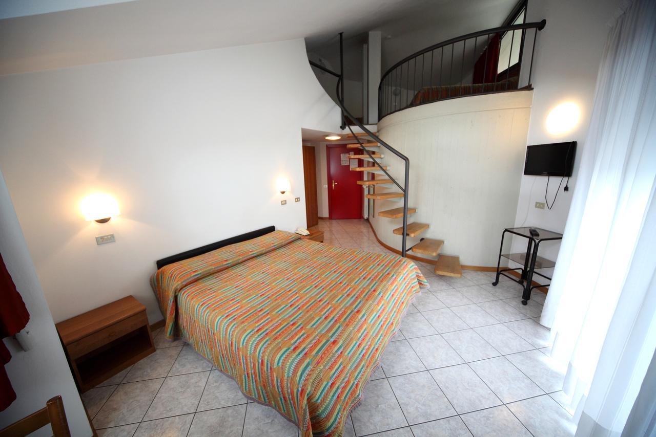 Hotel Italia Aprica Exterior photo